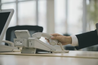 ビジネスフォンメーカーのシェア動向と選ばれる理由｜市場トレンドをもとに最適な一台を選ぼう