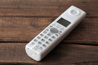 デジタルコードレス電話機をビジネスで利用するシーンとは？
