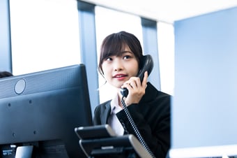 ビジネスフォンの保留機能とは？使い方からマナーまでわかりやすく解説