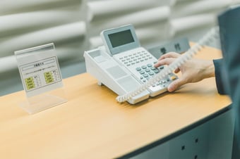 ドアホン（インターホン）はビジネスフォンと連携が可能！